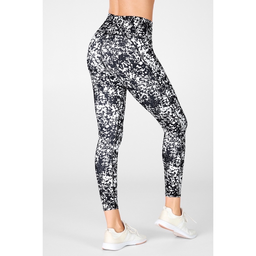 Fabletics - Define High-Waisted 7/8 Leggings - Size Large - NEVER WORN